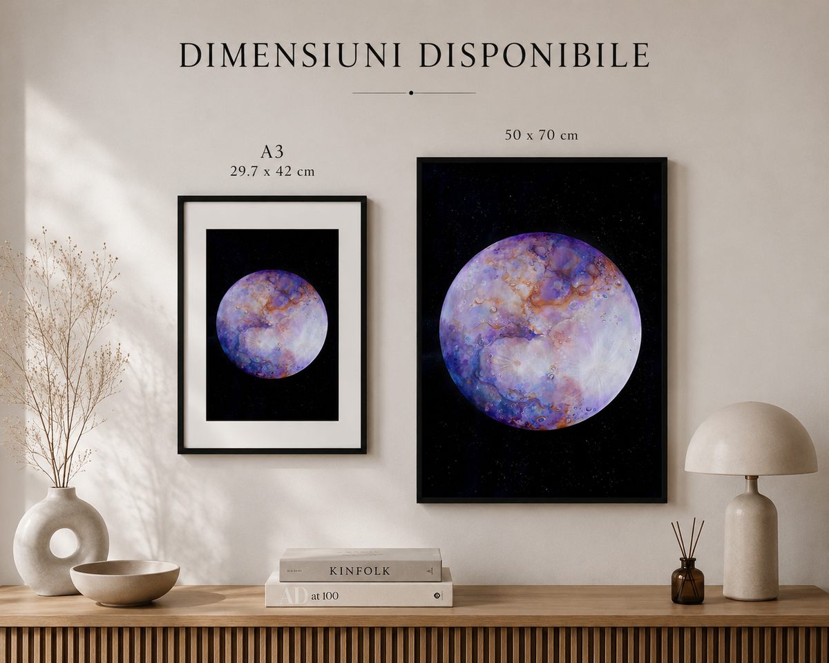 Arta decorativa cu inspiratie cosmica si o planeta abstracta in tonuri delicate de mov si albastru, evidentiata de contrastul cu fundalul negru.